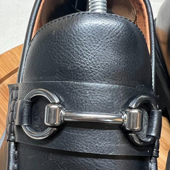 STEVE MADDEN Mister Women's 8 Black Leather Loafer Lug Sole Horse Bit Slip On - Picture 9 of 13